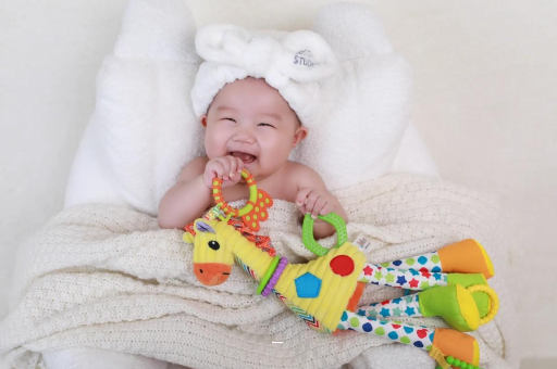 巴音郭楞蒙古宝宝两天不排便只放屁